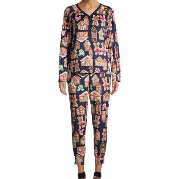 Disney Other - Disney Holiday Gingerbread Mickey & Minnie Mouse long sleeve pajama set large